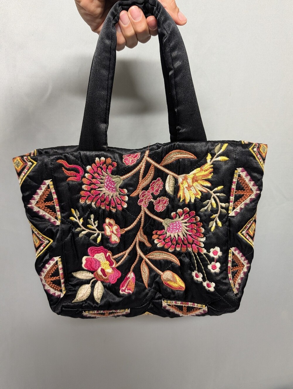 Johnny Was 🔺Lilith Quilted Satin Tote